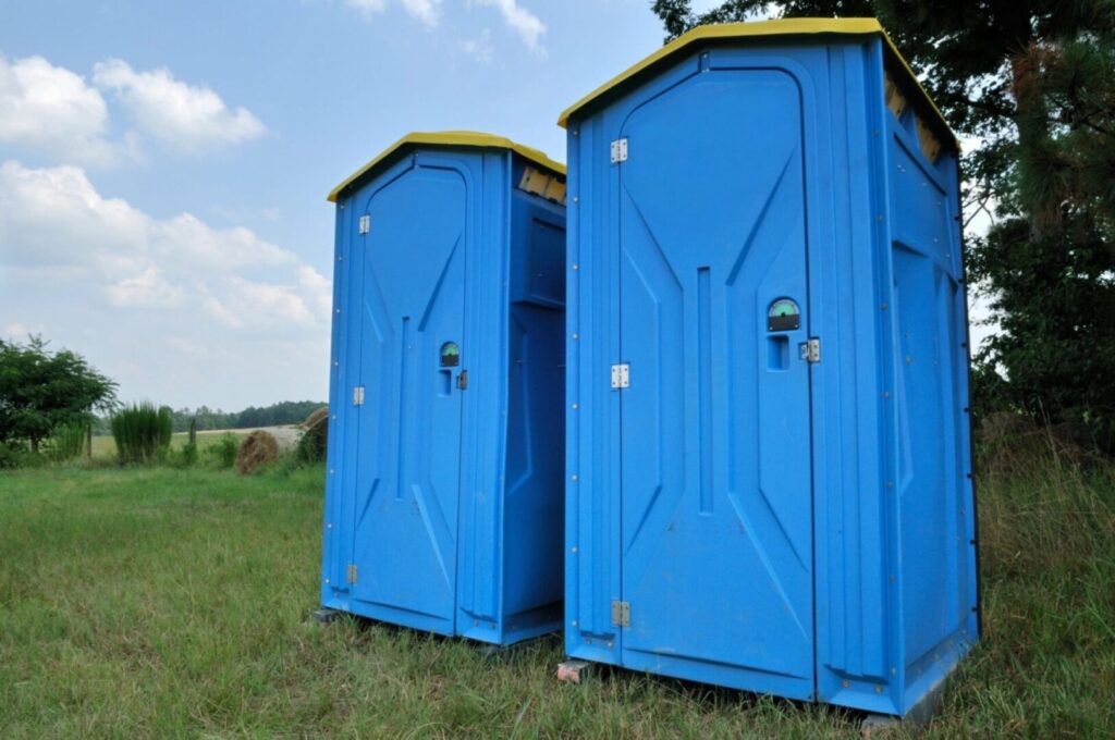 Best Portable Toilets For Construction Sites in 2021